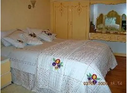Model Farm B&B Bradford  Farm stay Bradford (West Yorkshire)